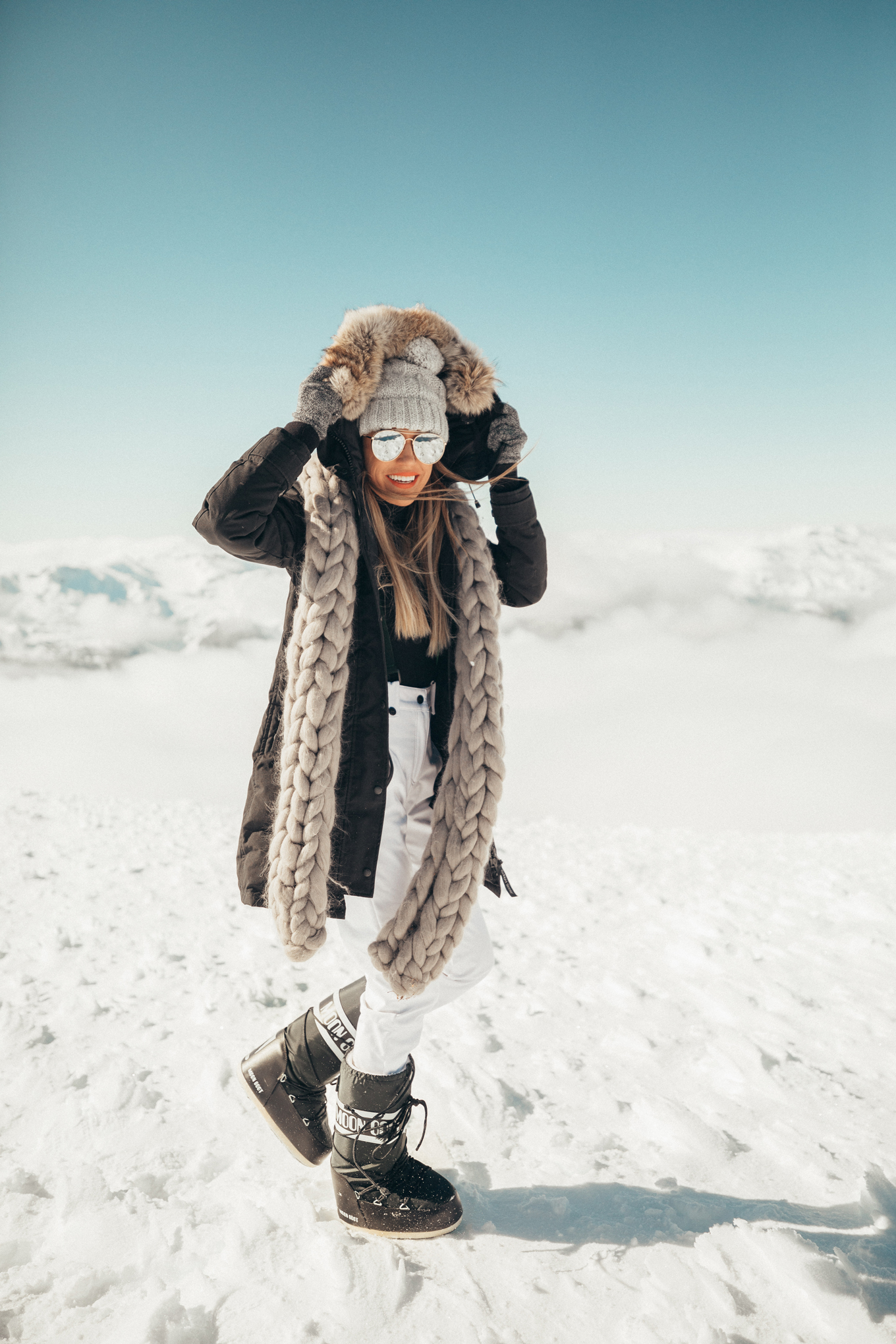 hello fashion blog Canada